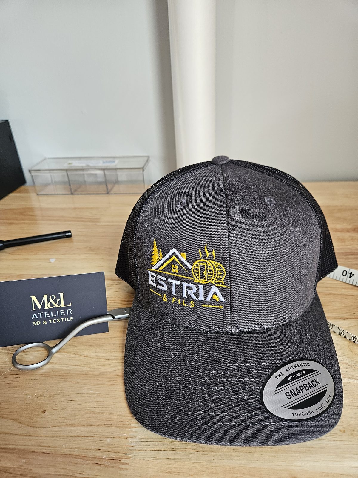 Casquette Estria & Fils avec logo brodé jaune